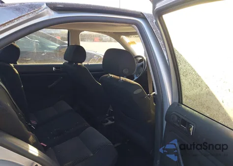 2003 Volkswagen Jetta Wolfsburg Edition z USA, uszkodzony, nr VIN 3VWPE69M03M172763